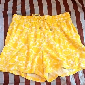 Who What Wear French Terry High Waisted Floral Tropical Shorts Size L